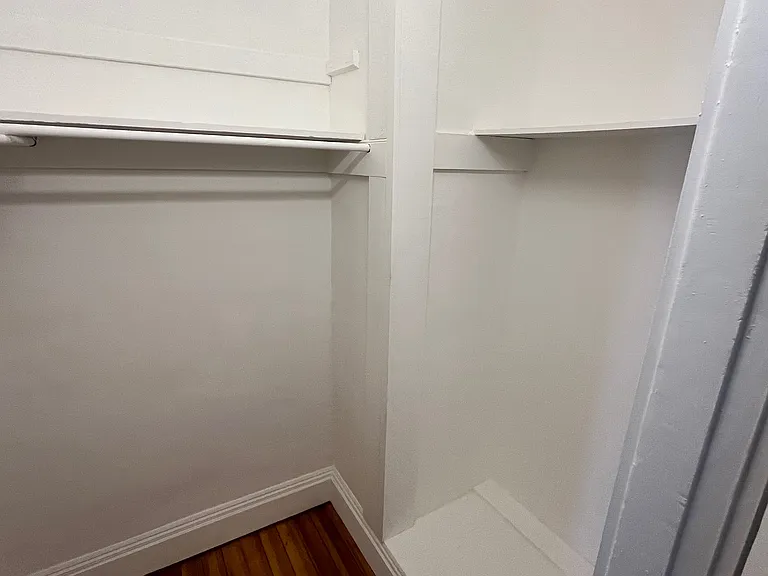 31 Barry St #2 — Photo 19
