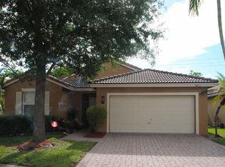 4973 SW 35th Ter, Fort Lauderdale, FL 33312