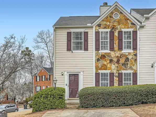 2510 Thorngate Dr, Acworth, GA 30101