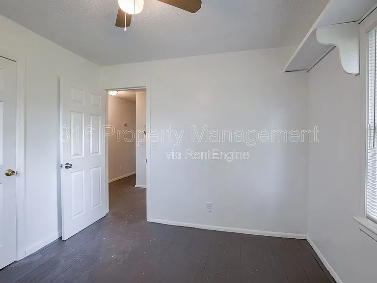 10009 Hardesty Ave — Photo 21