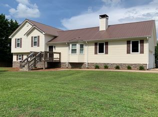 463 Old Center Point Rd, Carrollton, GA 30117