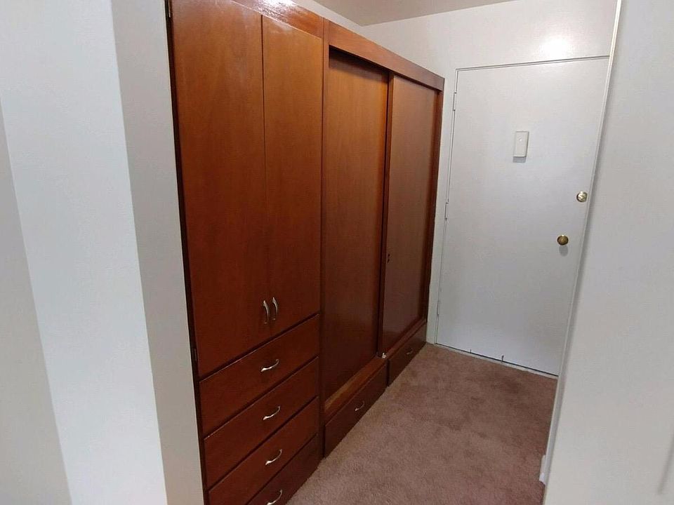 2nd image of 1717 Bellevue Ave APT 205