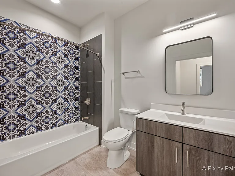 27 W Park Blvd #101 — Photo 5