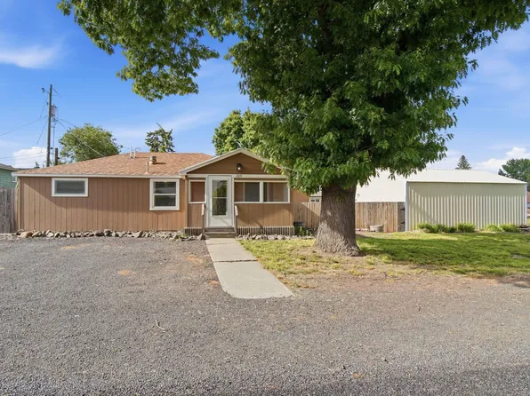 319 E Spence St, Medical Lake, WA 99022