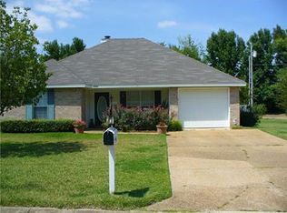 2226 Meagan Dr, Byram, MS 39272