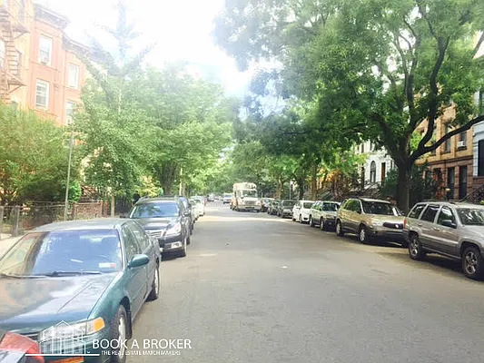 Rented by Book A Broker | media 15