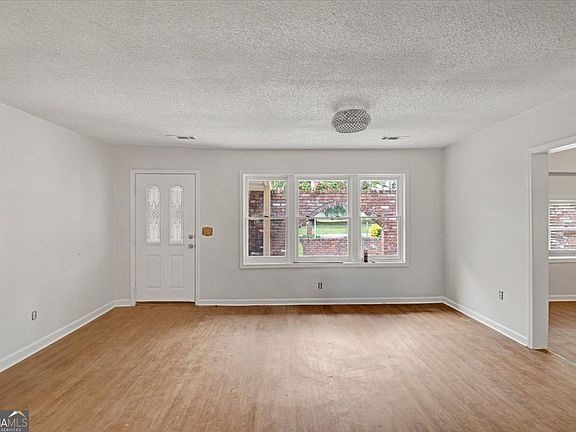 4th image of 1150 Tinsley Dr NW