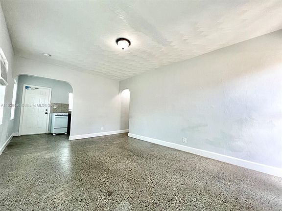 2nd image of 2315 Adams St #29