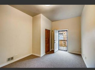 3433 S Giles Ave, Chicago, IL 60616