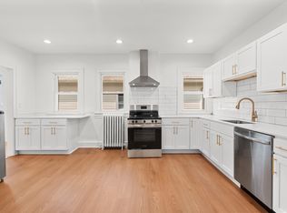 152 Maplewood Ave #2B, West Hartford, CT 06119