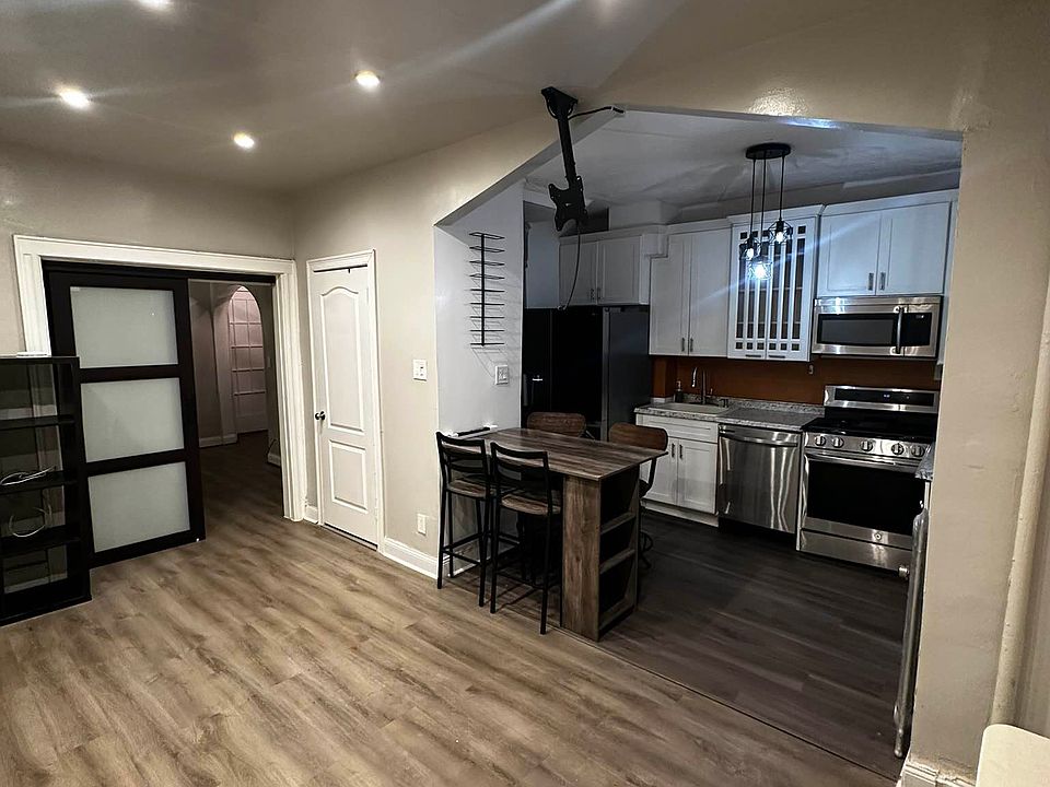 1st image of 970 E 32nd St Floor 1