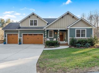1011 Concord Creek Ln, Asheville, NC 28803
