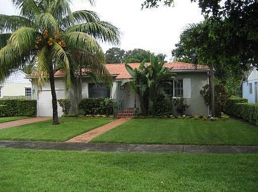 1st image of 25 Whitethorn Dr