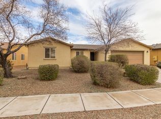 8330 W Razorbill Dr, Tucson, AZ 85757