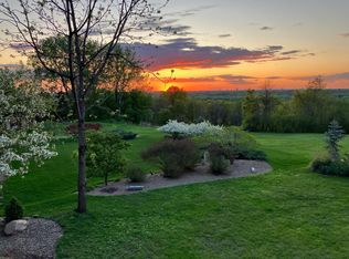 3100 Foxpoint Rd, Burnsville, MN 55337