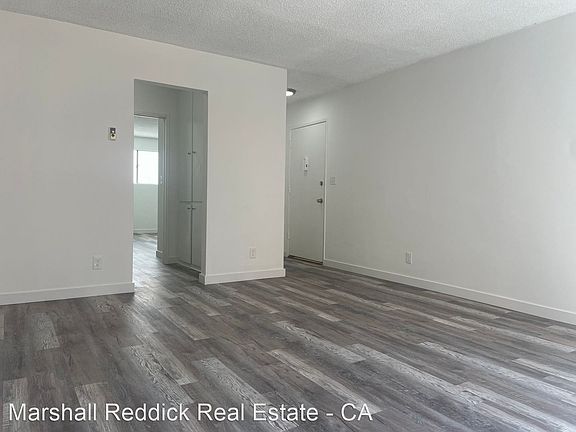 3rd image of 3961 S Moore St #11501628