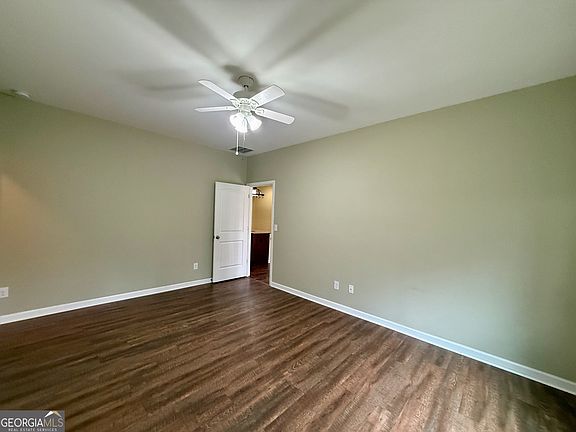 4th image of 500 Altama Way