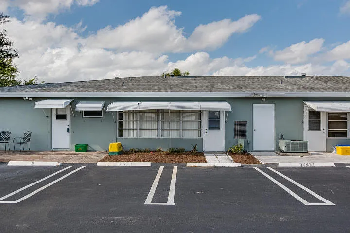 797 North Dr #C — Photo 22