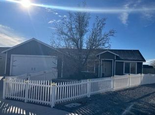 111 Shadow Mountain Dr, Fernley, NV 89408