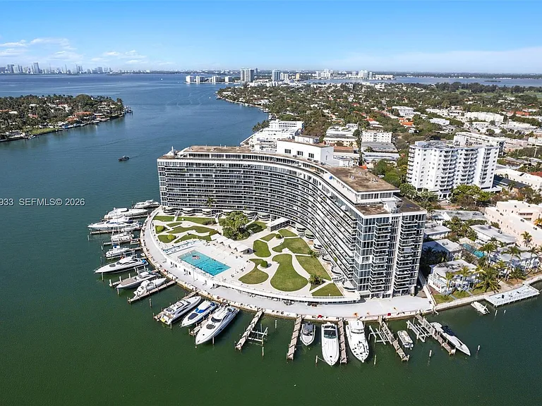 900 Bay Dr #419 — Photo 23