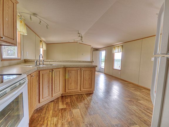 Kitchen to Living Room