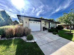 6053 S 21st St, Milwaukee, WI 53221