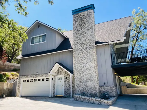 1050 Carousel Rd, Lake Arrowhead, CA 92352
