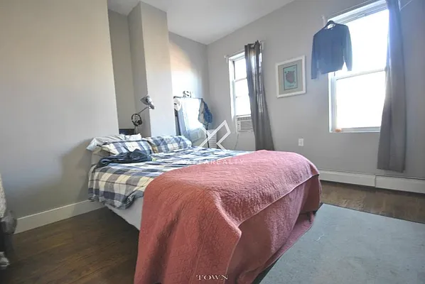 Rented by Yaffa Realty LLC | media 26