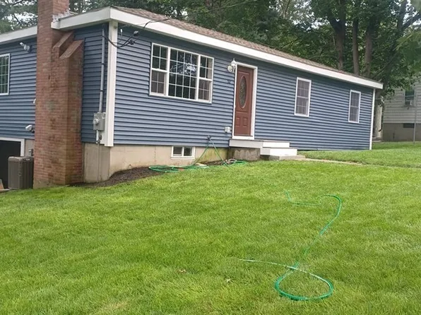 52 Pine St, Stoughton, MA 02072