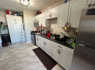 4932 S Packard Ave APT 10, Cudahy, WI 53110