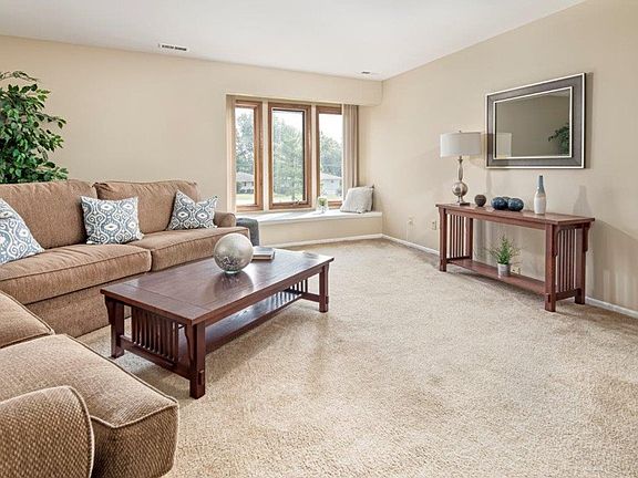 3rd image of 3944 W 77th Pl #4101-20