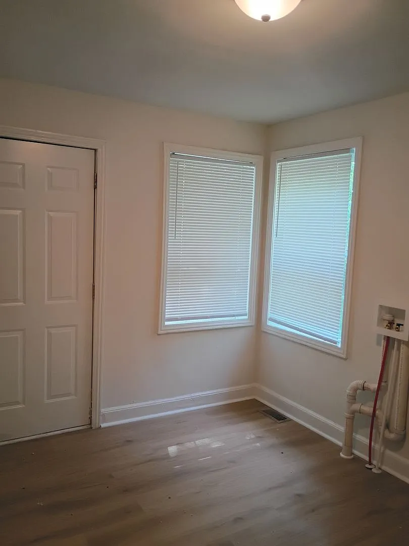 1416-1418 Kinderway — Photo 3