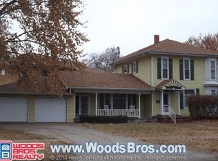 1828 17th Ave, Central City, NE 68826