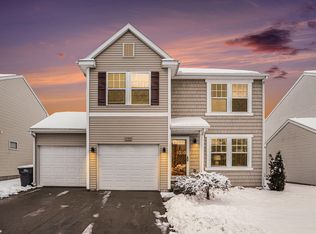 5769 Sable Ridge Dr SE, Kentwood, MI 49508