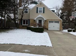 1935 Glenn Ave, Upper Arlington, OH 43212