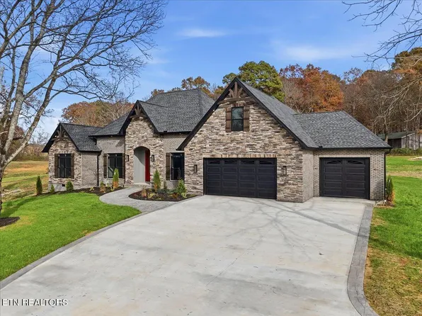 834 Sophie Dr, Greenback, TN 37742