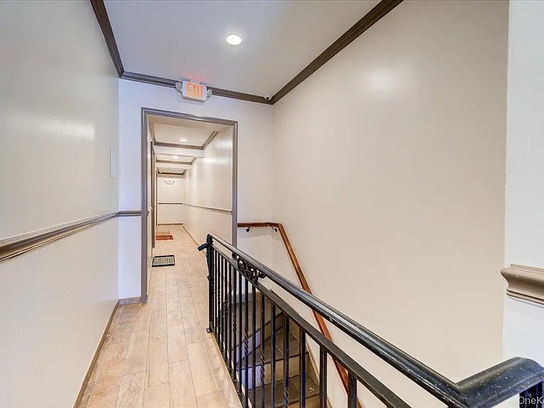 90 Sullivan St — Photo 2