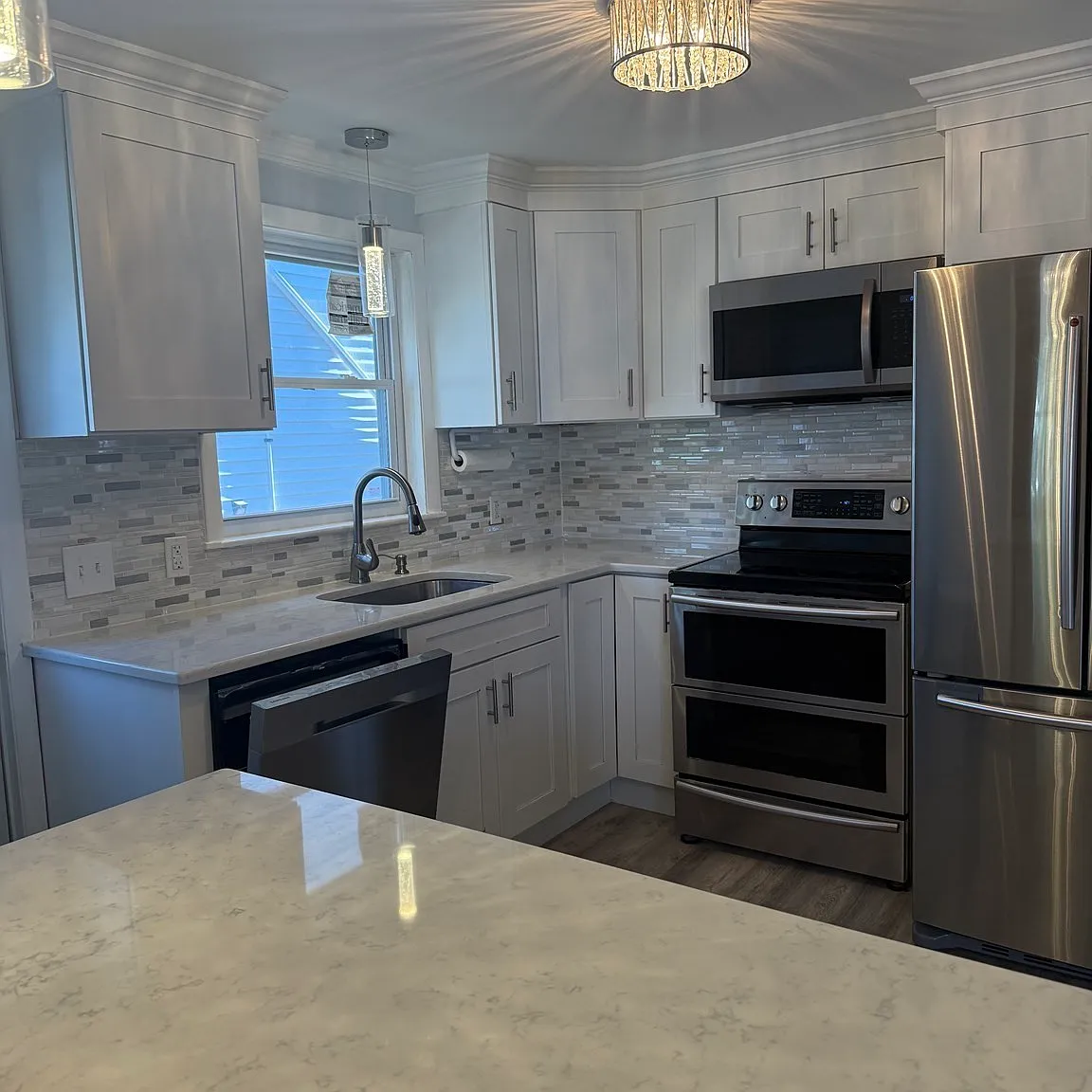3 bed, 1400 sqft, $3,800 — Photo 2