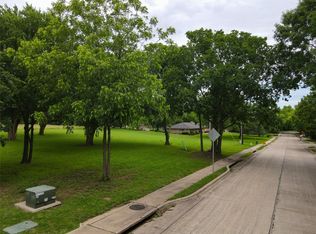 2904 W Washington St, Sherman, TX 75092