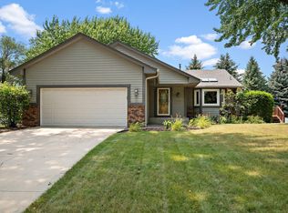 2048 Wenz Ave, Chaska, MN 55318