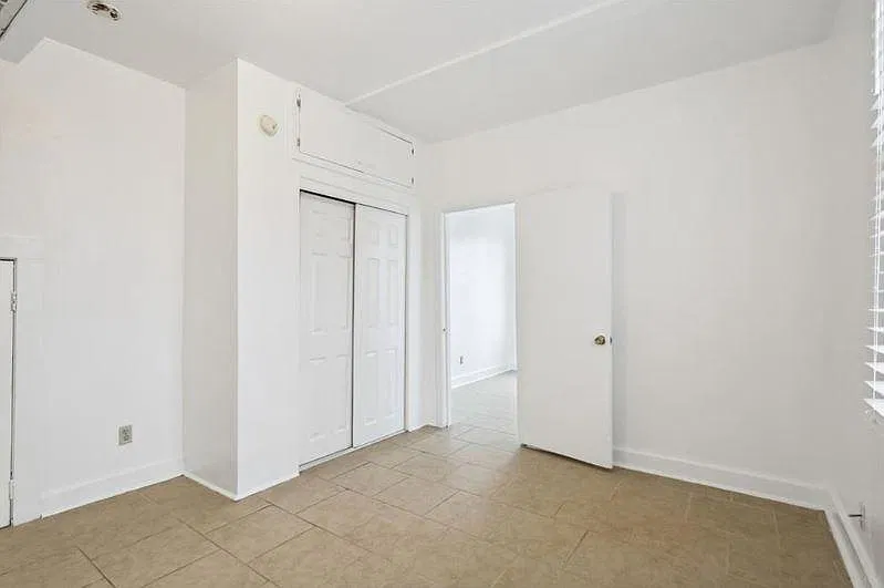 932 N Roman St — Photo 3