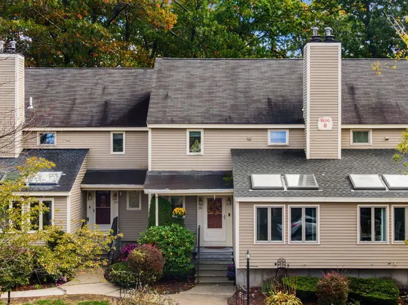 176 Brickett Hill Cir #176, Haverhill, MA 01830
