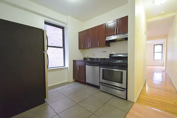 Rented by Skyward | media 9