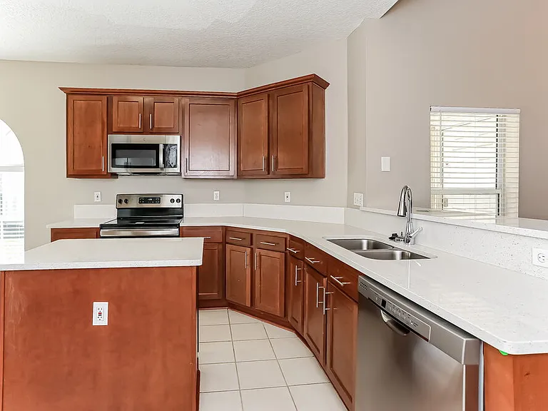 5060 Cape Elizabeth Ct W — Photo 9