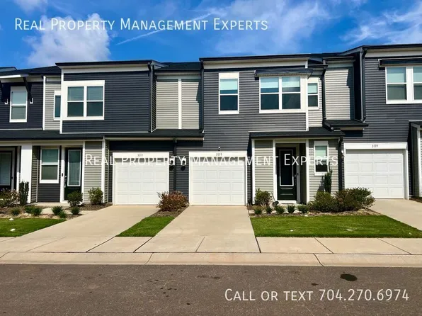3115 Hutton Gardens Ln, Charlotte, NC 28269