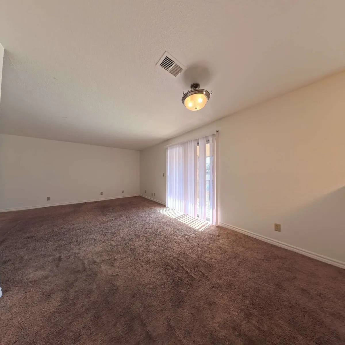 Building Photo - 5499 Indian River Dr #354