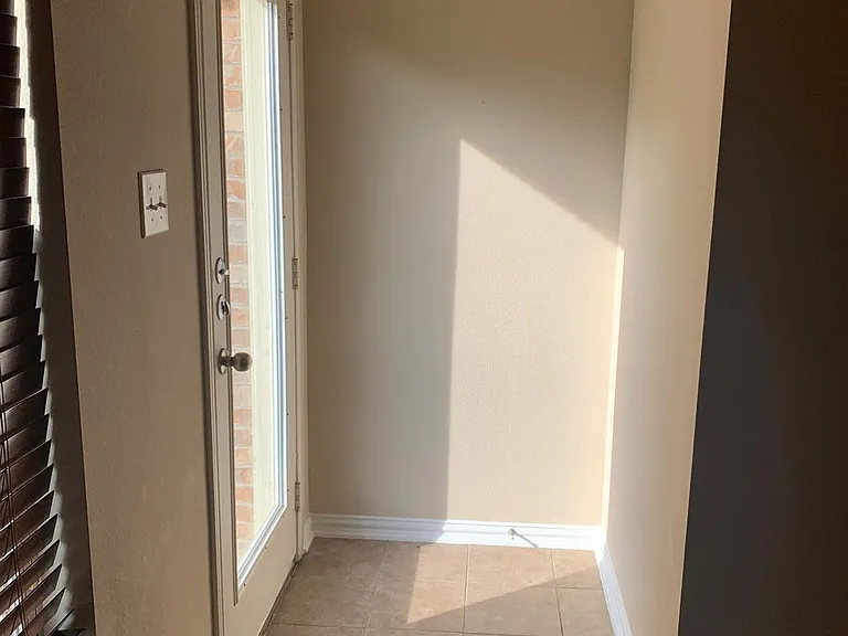 2519 Waterstone Ln — Photo 20