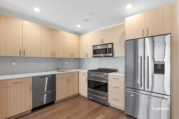 Rented by Triplemint | media 22