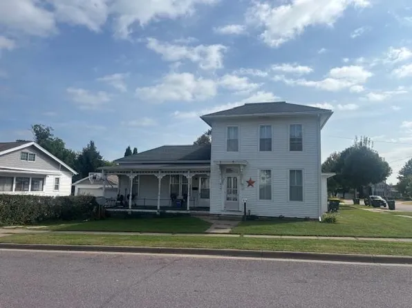 409 N Jefferson St, Lancaster, WI 53813
