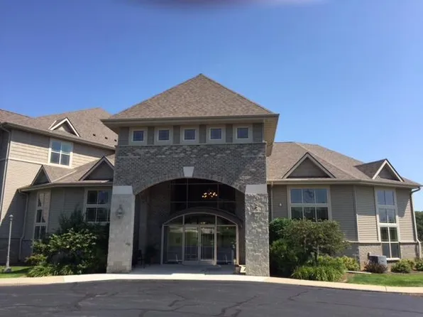 230 Hilldale DRIVE #1111, Hartford, WI 53027